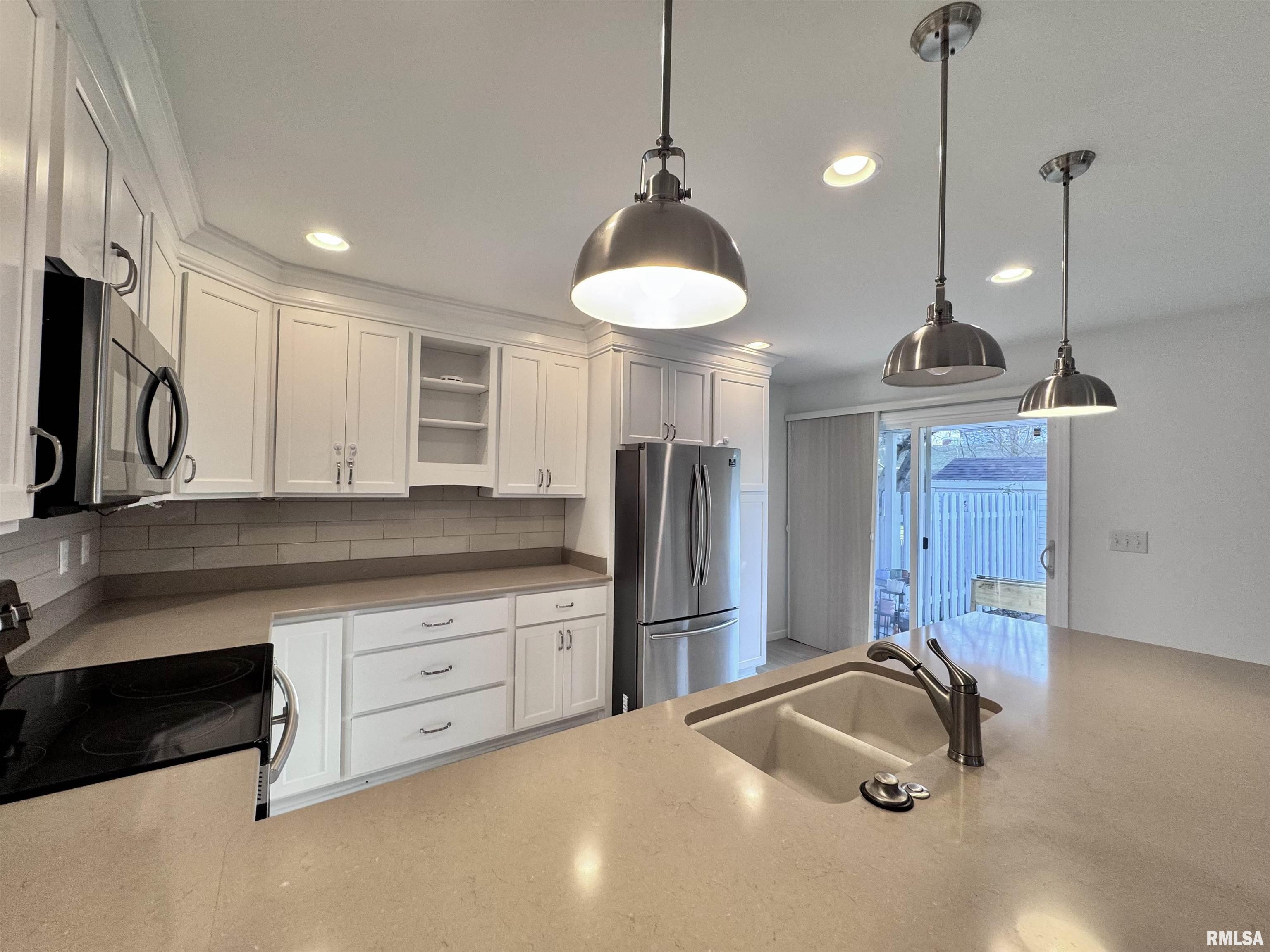 80 South Yorktown Road Macomb, IL 61455 - Photo 9 of 28