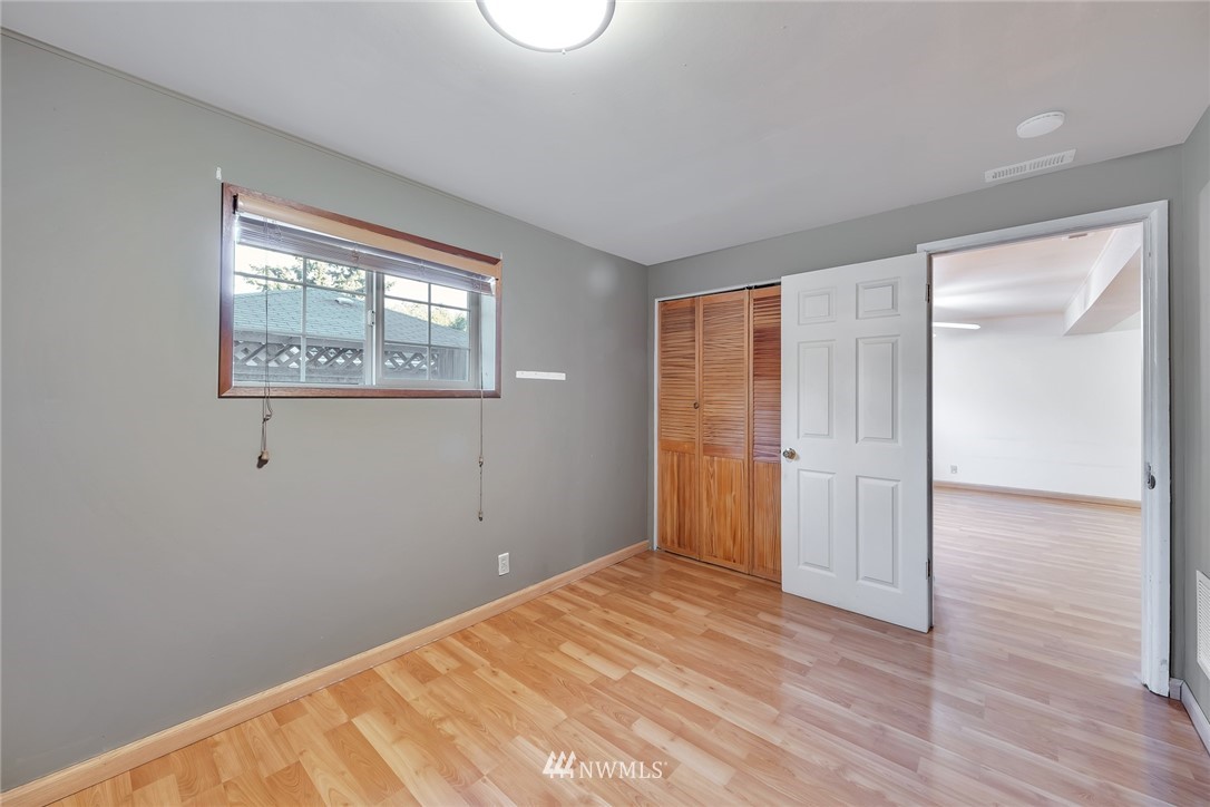3407 Northeast 6th Place Renton, WA 98056 - Photo 11 of 16