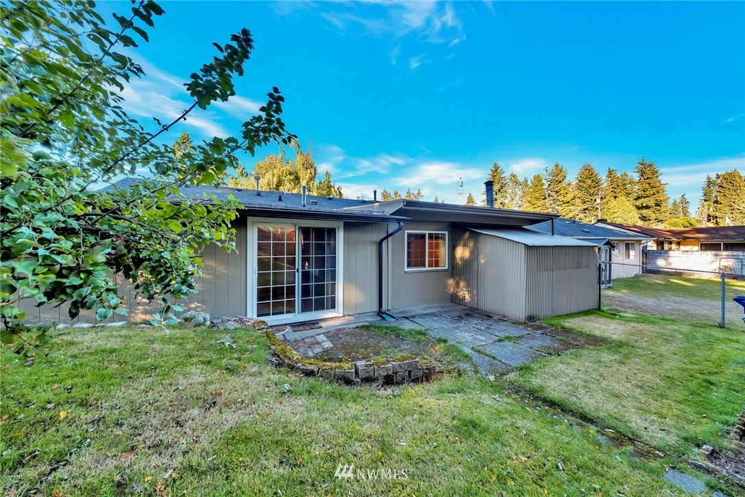 3407 Northeast 6th Place Renton, WA 98056 - Photo 15 of 16