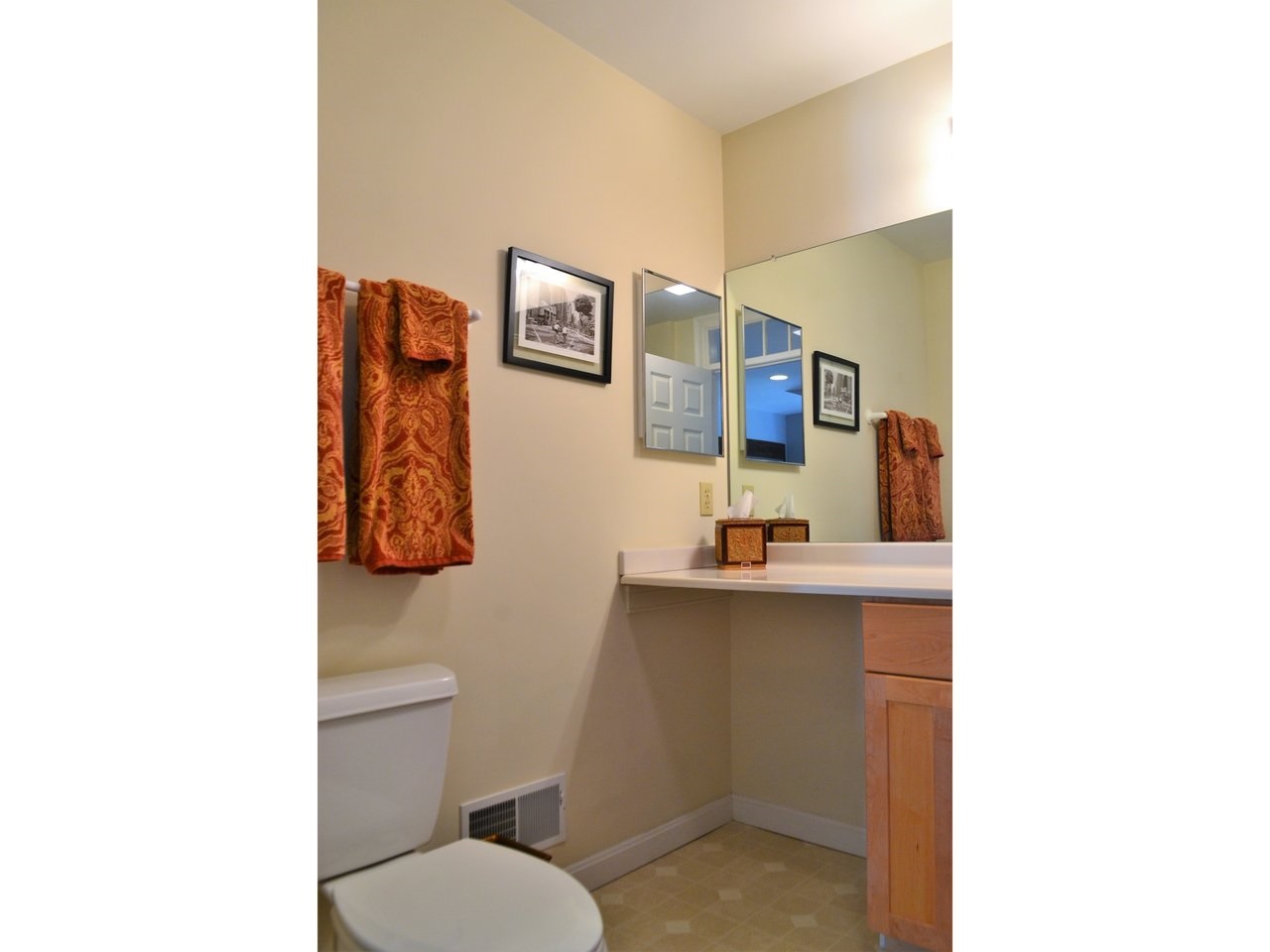 460 Golf Course Road South Burlington, VT 05403 - Photo 22 of 36