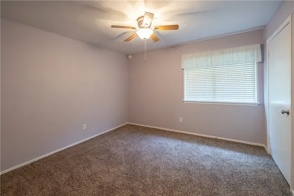 $169,900 | 2800 Longmire Drive, Unit 9, College Station, TX 77845