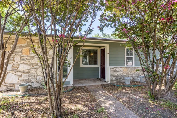 $169,900 | 2800 Longmire Drive, Unit 9, College Station, TX 77845