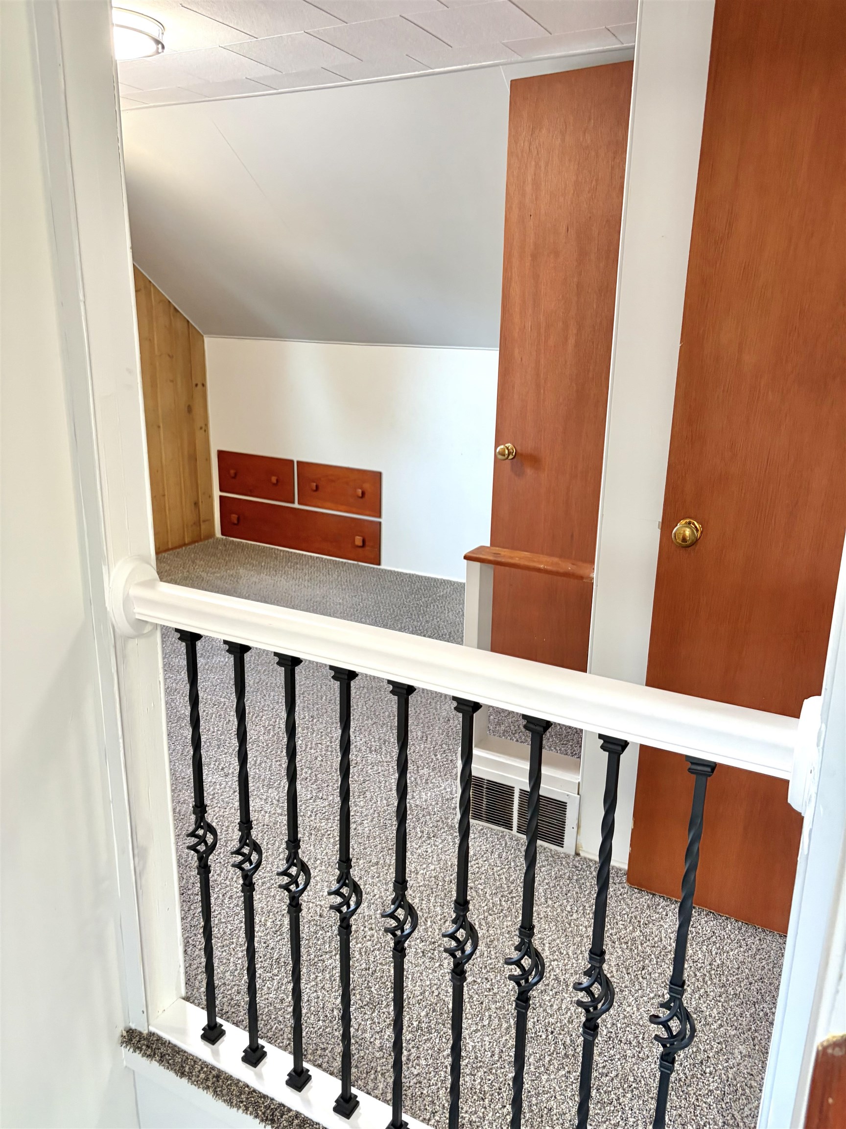 2209 North Clark Street Appleton, WI 54911 - Photo 23 of 33