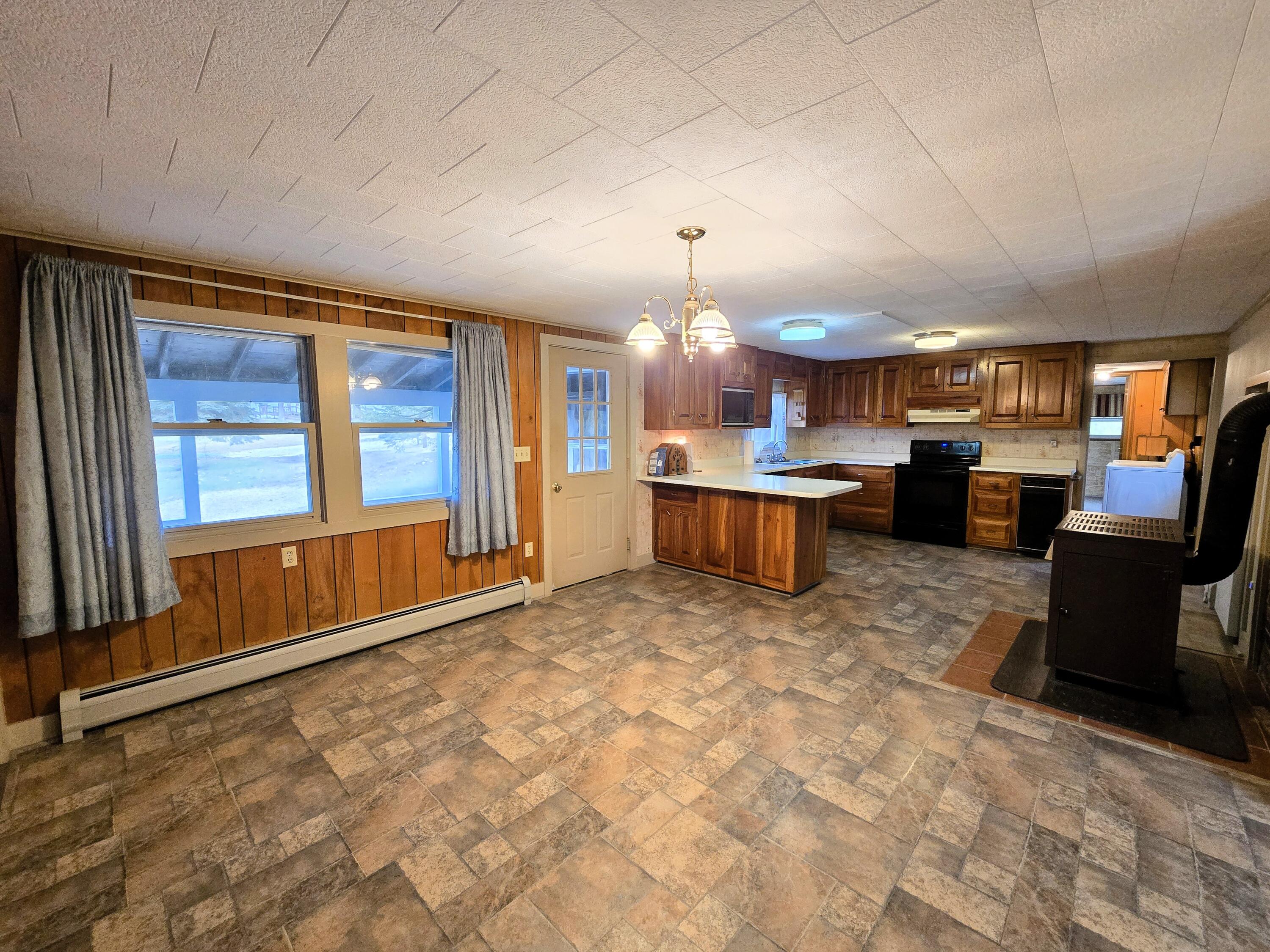 377 Village Road Jackson, ME 04921 - Photo 7 of 38 Kitchen