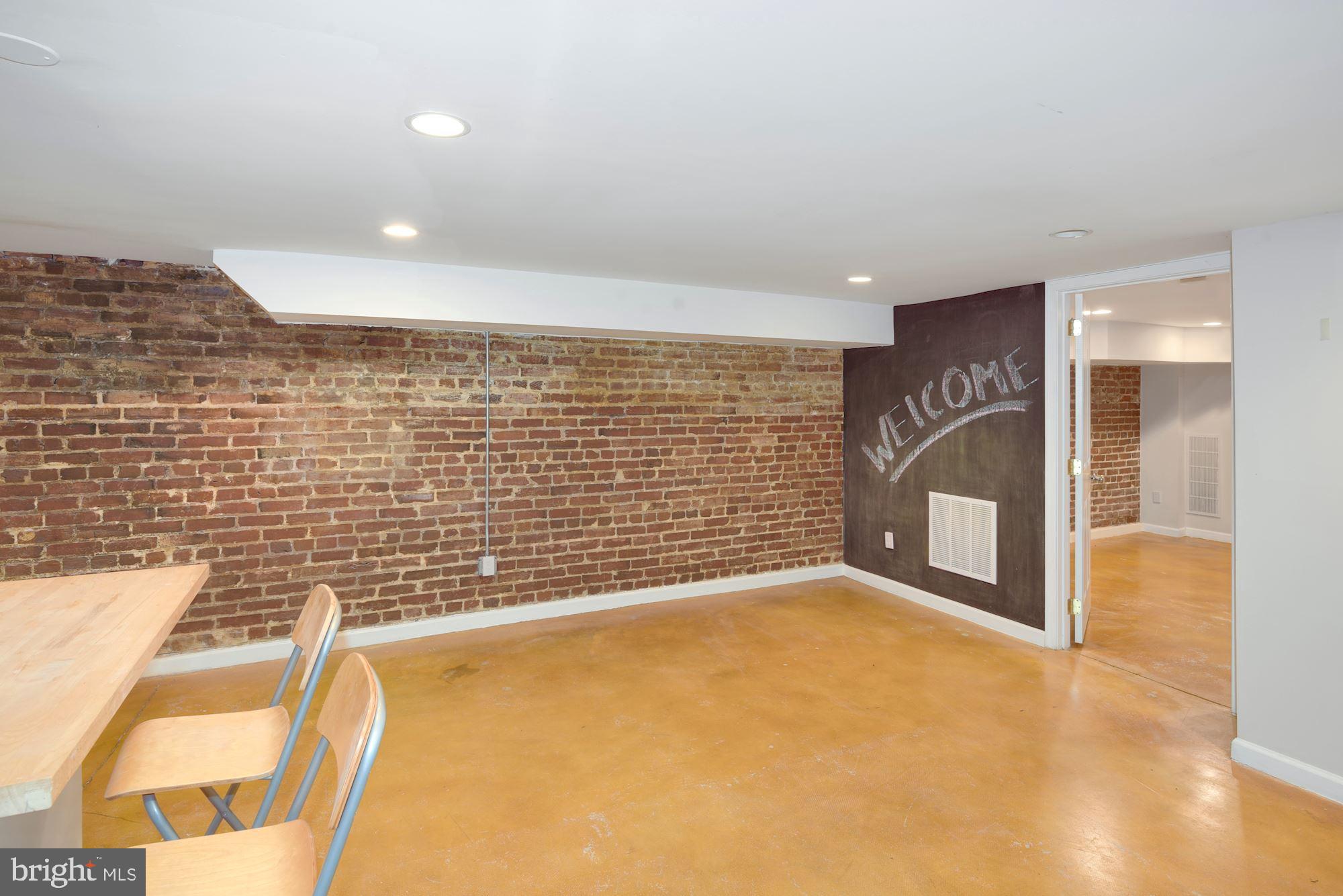 2721 Ontario Road Northwest, Unit B Washington, DC 20009 - Photo 13 of 21 Dining / living area 2 with breakfast bar