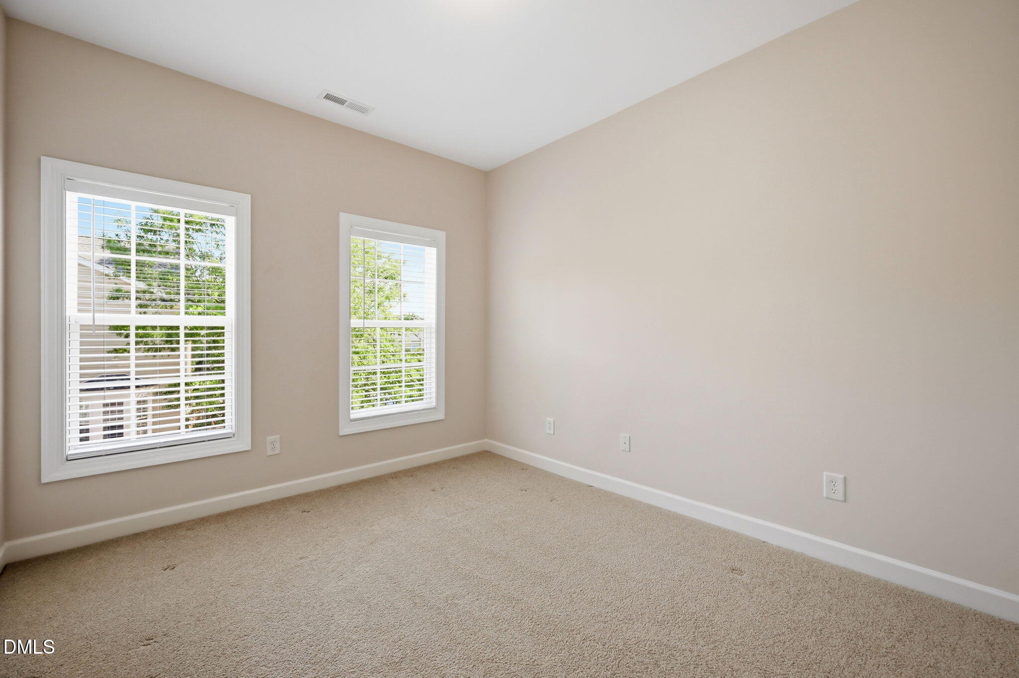 3106 Hudson Hill Lane Raleigh, NC 27612 - Photo 32 of 42 34-web-or-mls-IMG_9741