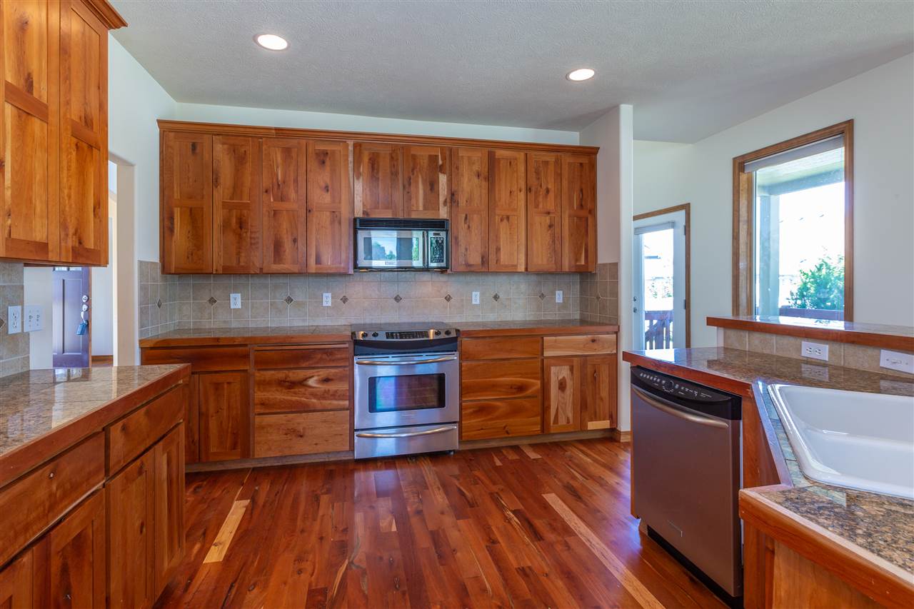 7615 North G Street Spokane, WA 99208 - Photo 8 of 20 Gallery Image 8
