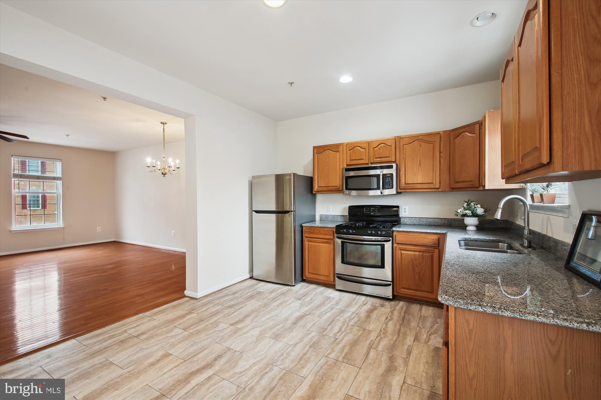 2538 Cheyenne Way Crofton, MD 21114 - Photo 7 of 29 Kitchen
