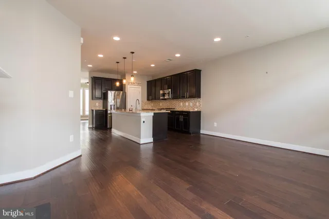 $4,100 | 408 Hendrix Avenue, Gaithersburg, MD 20878