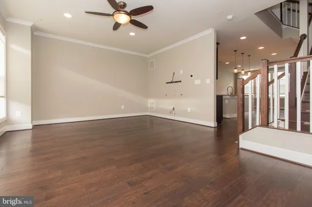 $4,100 | 408 Hendrix Avenue, Gaithersburg, MD 20878