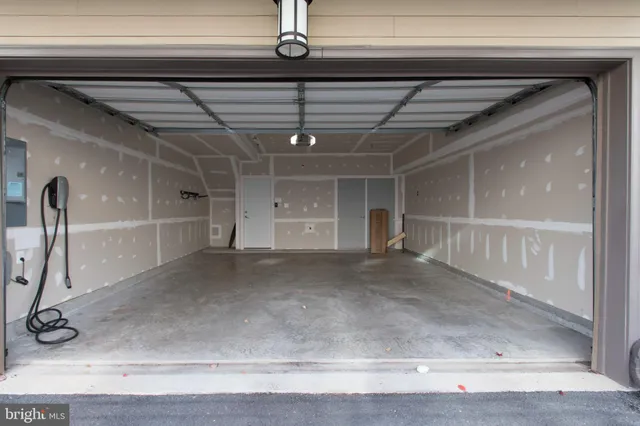 $4,100 | 408 Hendrix Avenue, Gaithersburg, MD 20878