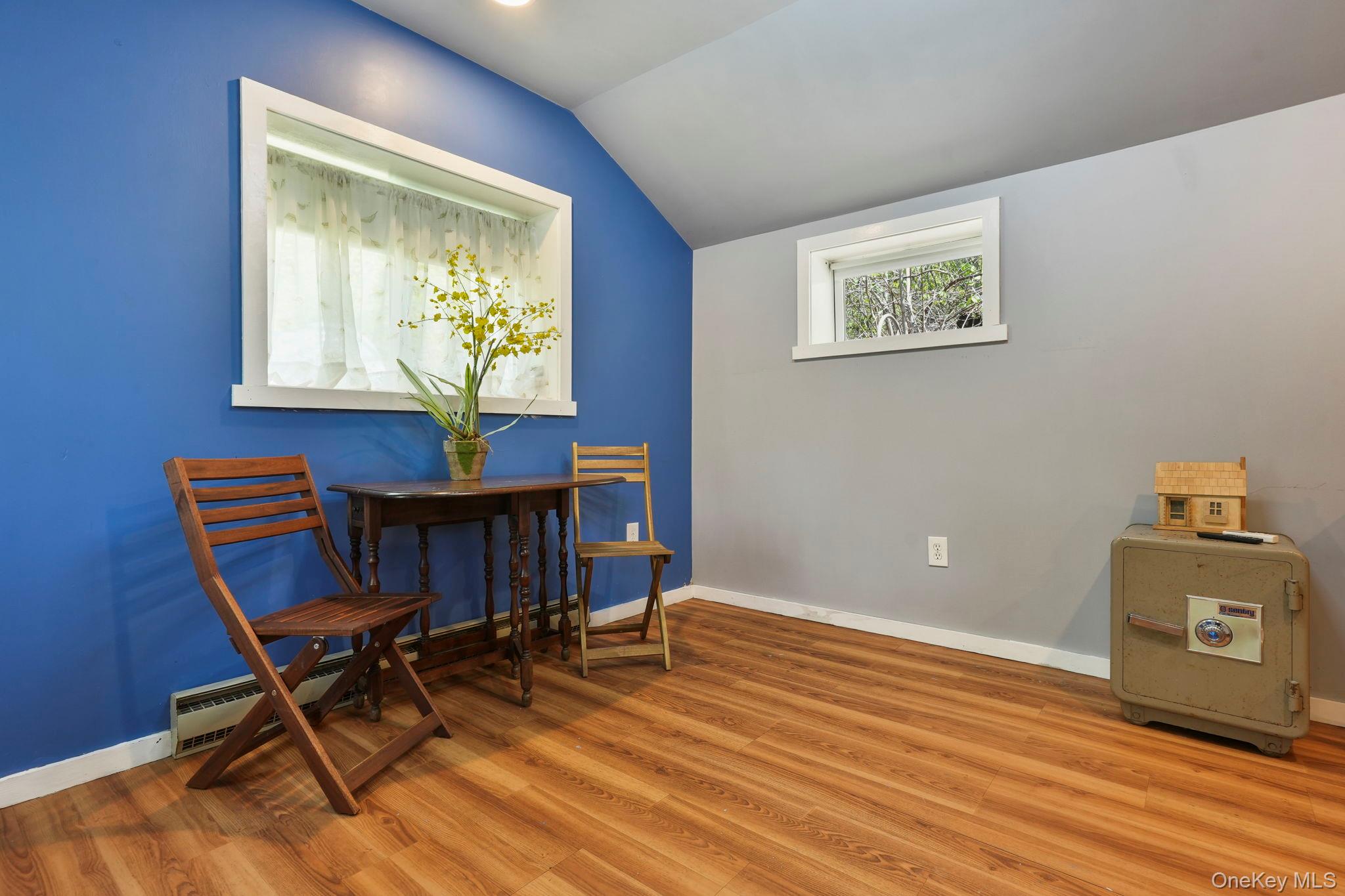 44 Tompkins Road Carmel, NY 10512 - Photo 21 of 31 a workspace with furniture and wooden floor