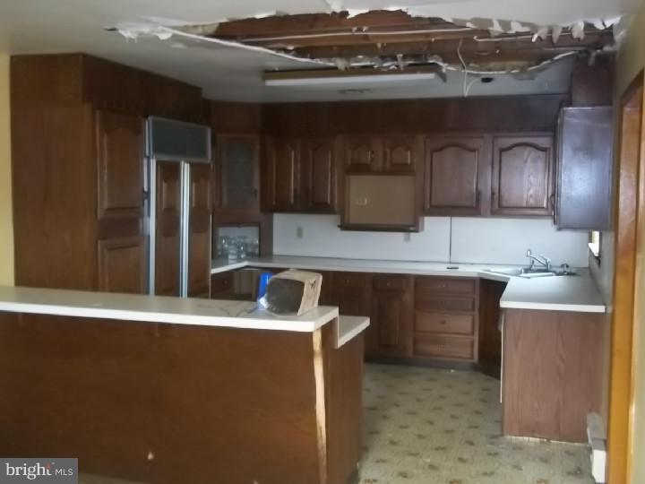 738 Oak Grove Road Logan Township, NJ 08085 - Photo 3 of 6