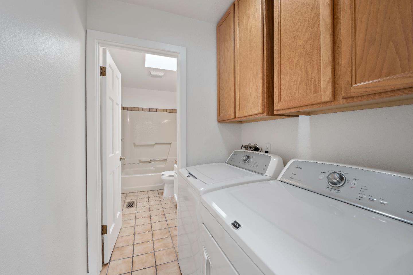 121 Creekside Court El Sobrante, CA 94803 - Photo 14 of 29