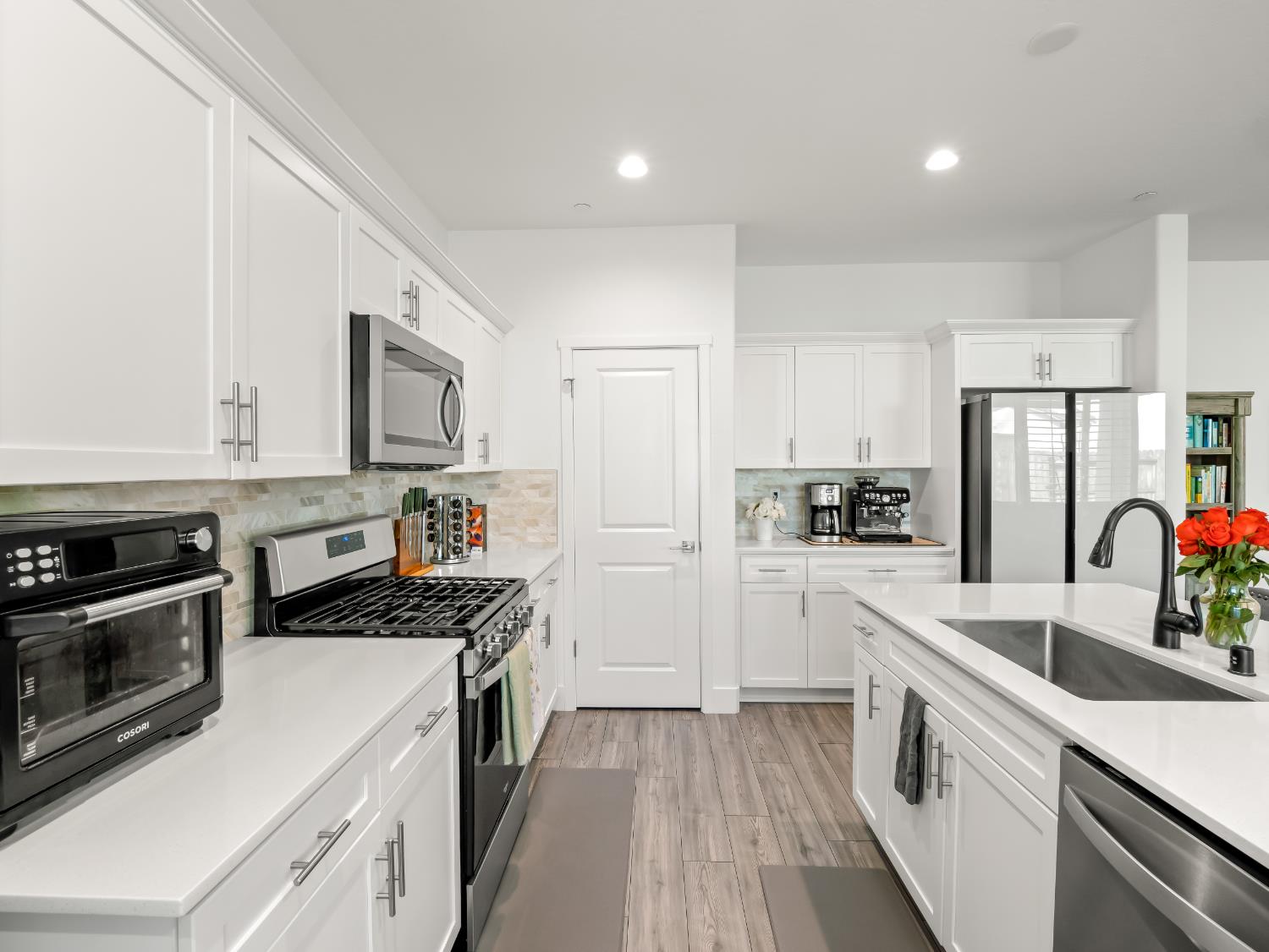 551 Talus Way South Madera, CA 93636 - Photo 10 of 48