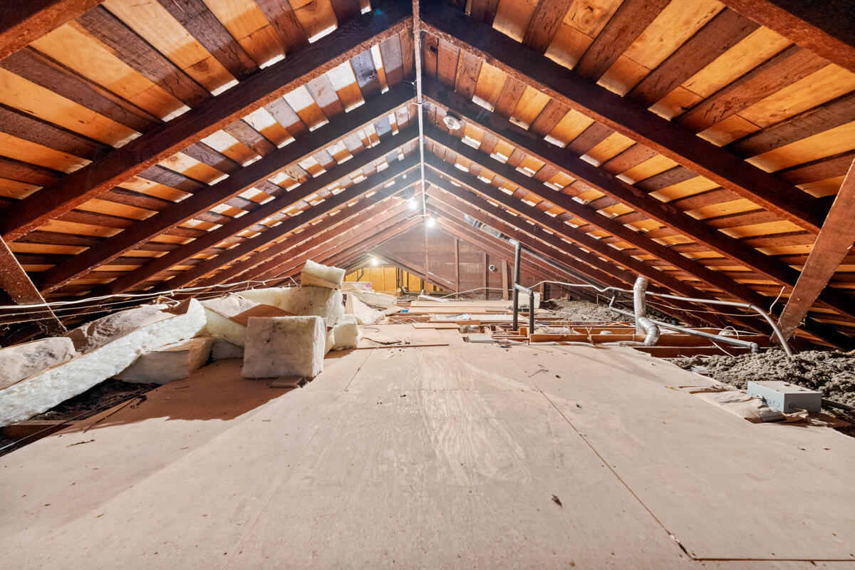 1309 Castillo Street Santa Barbara, CA 93101 - Photo 38 of 41 a view of a room with wooden roof