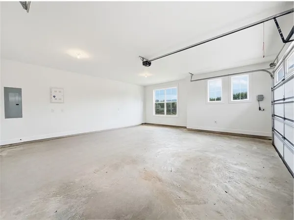 $739,900 | 115 Palisade Drive, Rydal, GA 30171