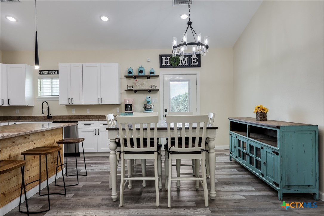 537 Lower Elgin Road Elgin, TX 78621 - Photo 16 of 45