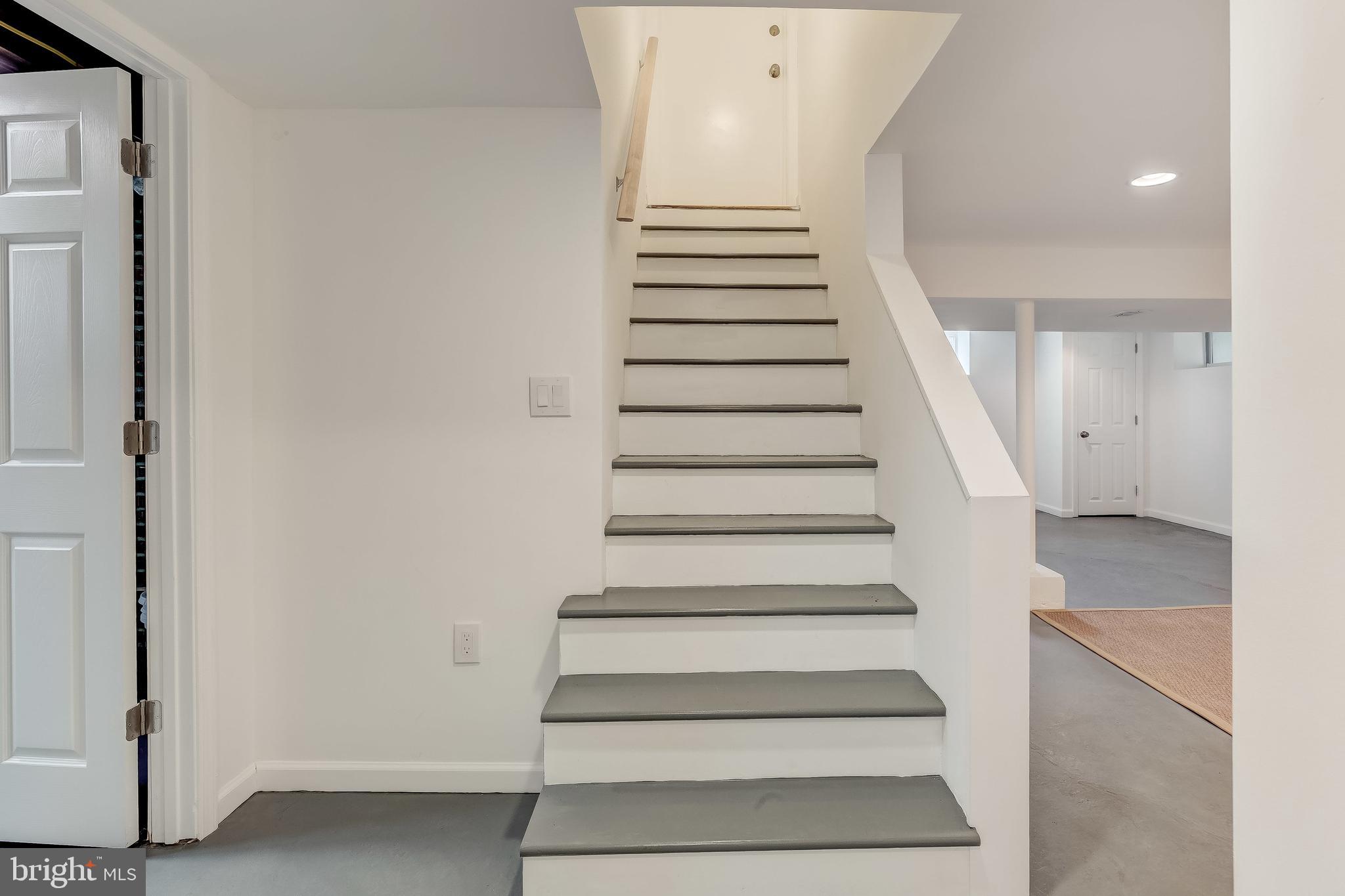 7107 Chambers Road Baltimore, MD 21234 - Photo 28 of 41