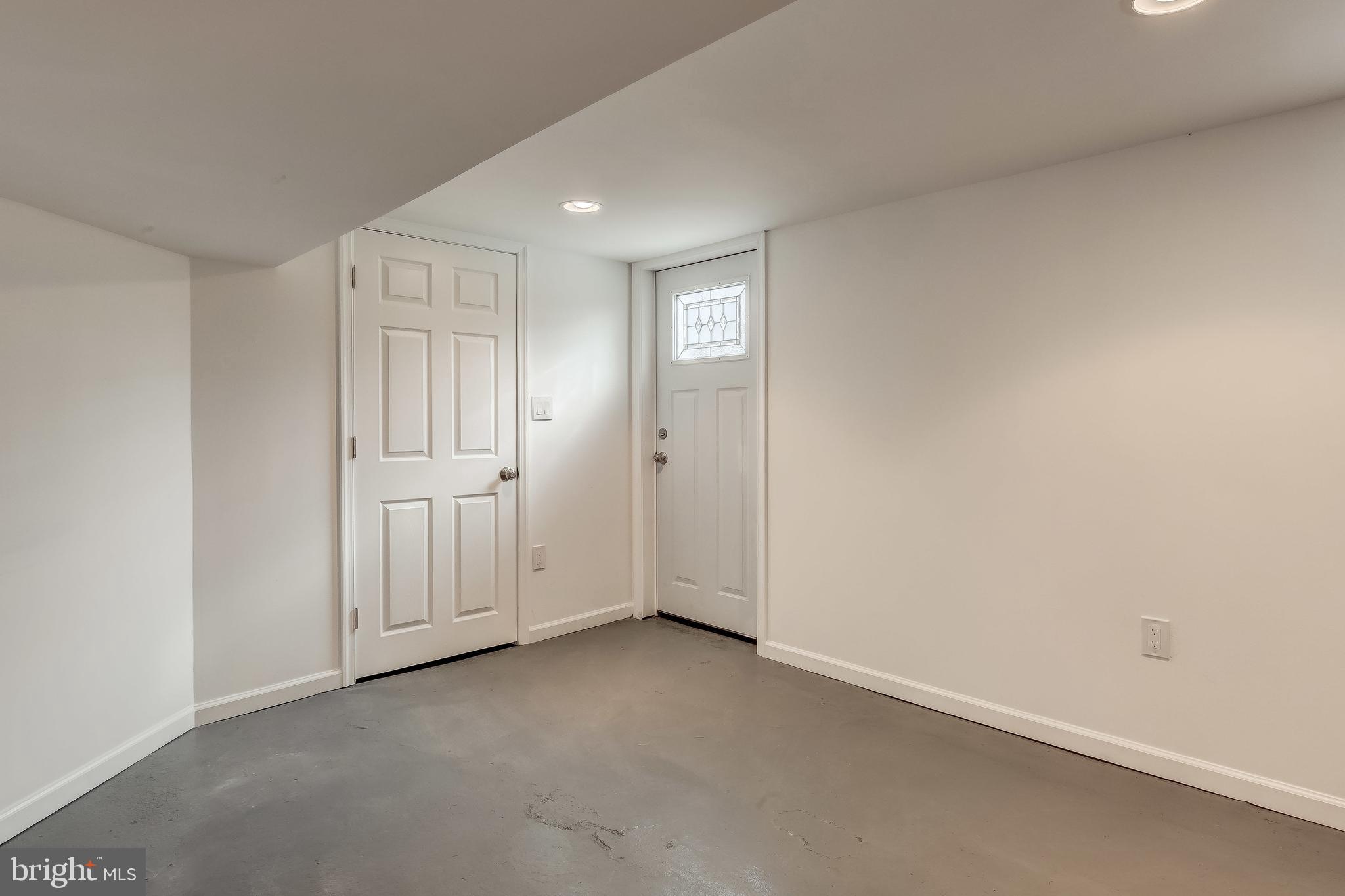 7107 Chambers Road Baltimore, MD 21234 - Photo 32 of 41