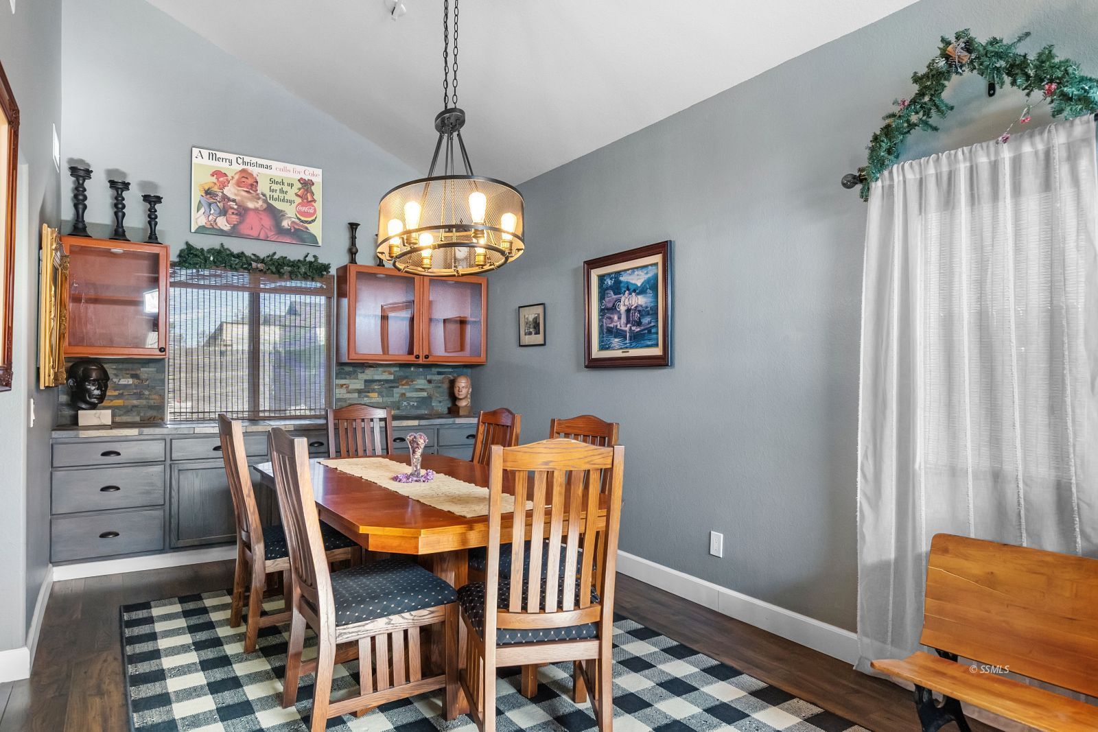 1208 Rebecca Avenue Ridgecrest, CA 93555 - Photo 13 of 48 Gallery Image 13