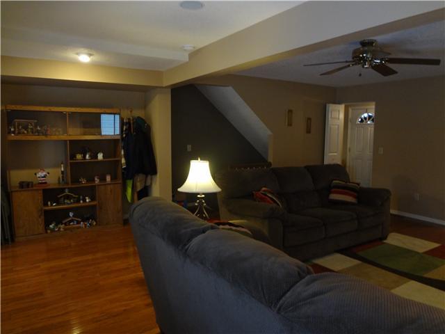 750 South Hampton Road Newark, OH 43055 - Photo 9 of 25 Gallery Image 9