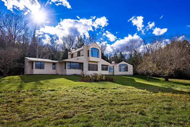 $2,495,000 | 48 Rennie Road, Hanover, NH 03755