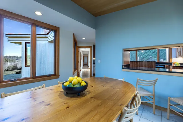 $2,495,000 | 48 Rennie Road, Hanover, NH 03755