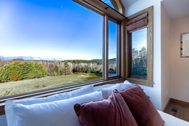 $2,495,000 | 48 Rennie Road, Hanover, NH 03755