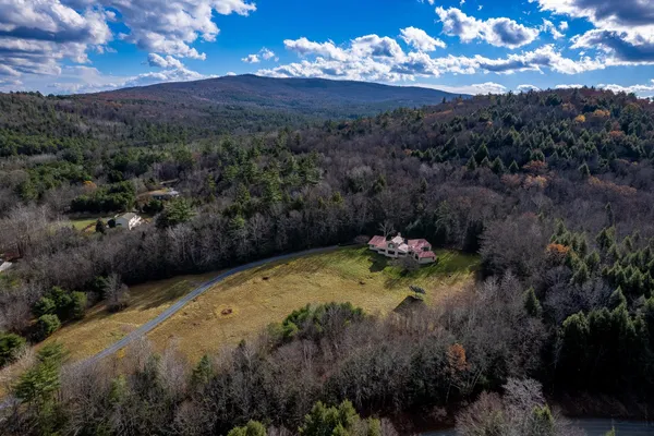 $2,495,000 | 48 Rennie Road, Hanover, NH 03755