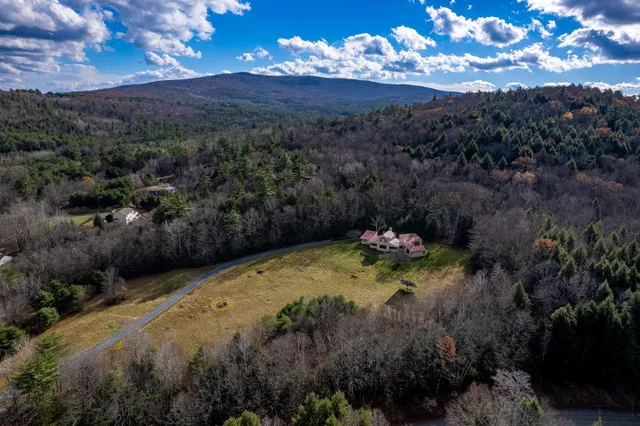 $2,495,000 | 48 Rennie Road, Hanover, NH 03755