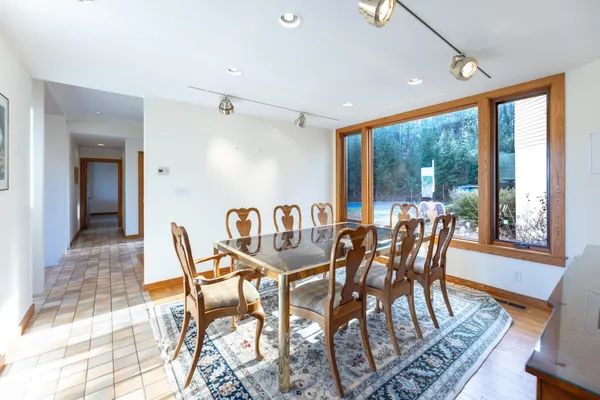 $2,495,000 | 48 Rennie Road, Hanover, NH 03755