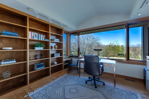 $2,495,000 | 48 Rennie Road, Hanover, NH 03755