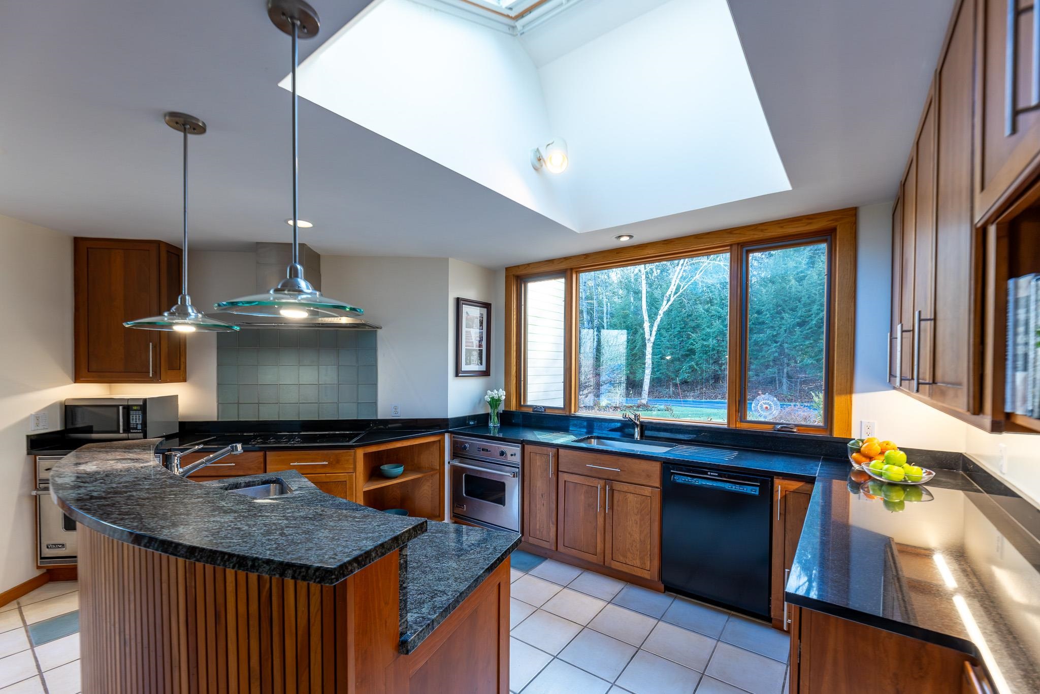 48 Rennie Road Hanover, NH 03755 - Photo 8 of 49