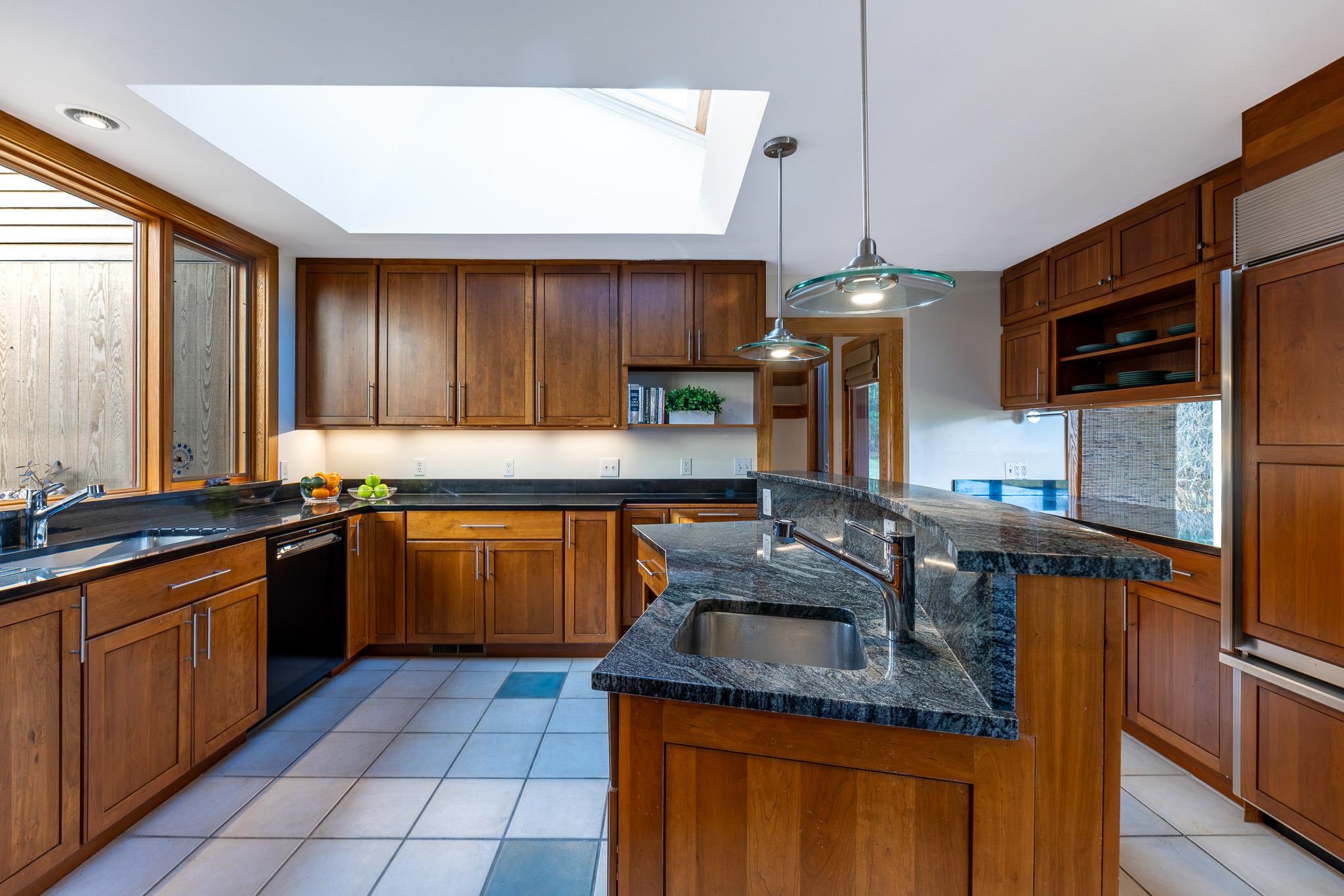 48 Rennie Road Hanover, NH 03755 - Photo 9 of 49