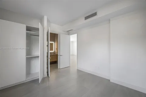 $1,590,000 | 3300 Southwest 27th Terrace, Unit 3300, Miami, FL 33133