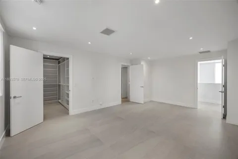 $1,590,000 | 3300 Southwest 27th Terrace, Unit 3300, Miami, FL 33133