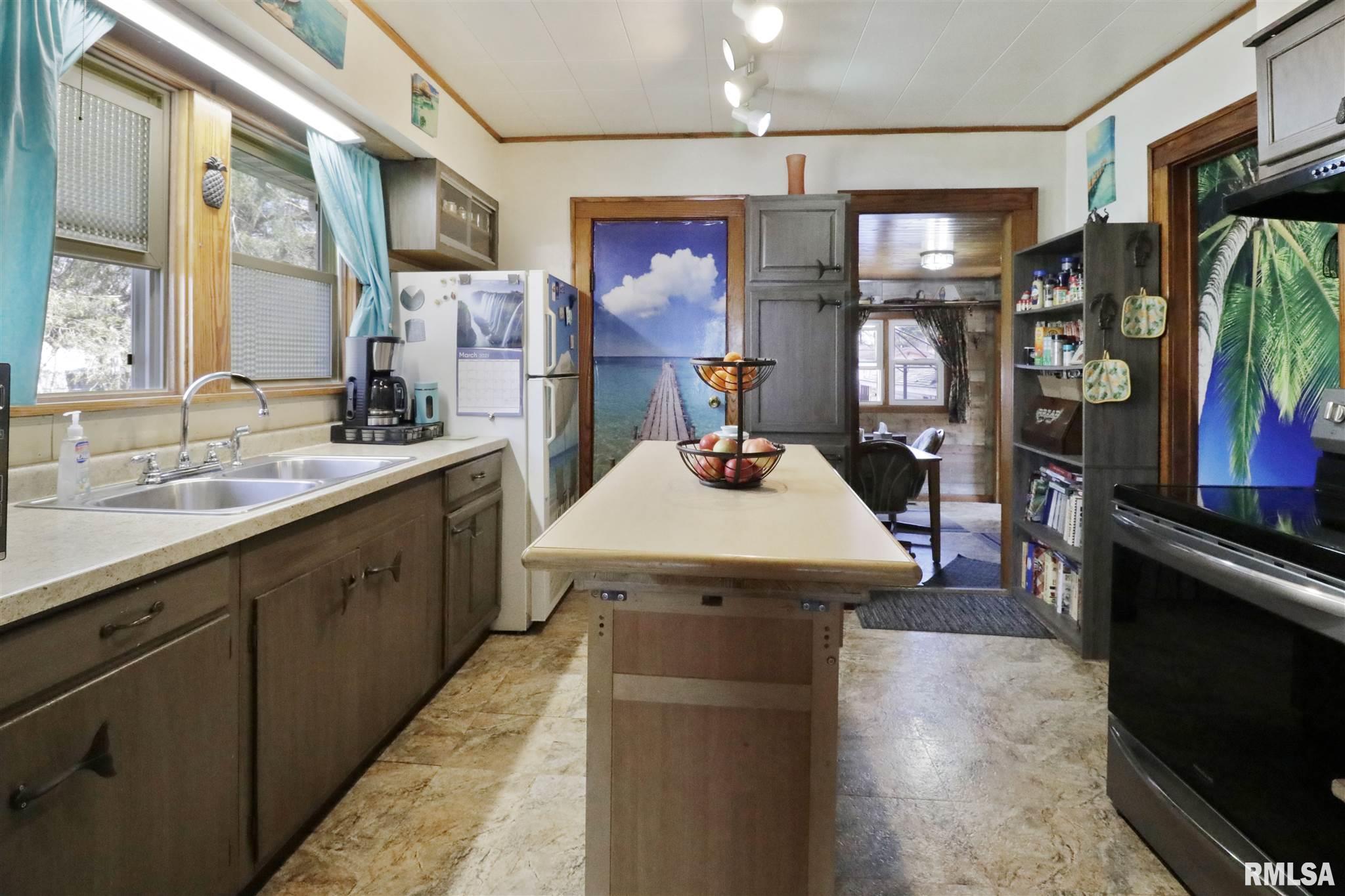 528 North Stephens Avenue Springfield, IL 62702 - Photo 7 of 21