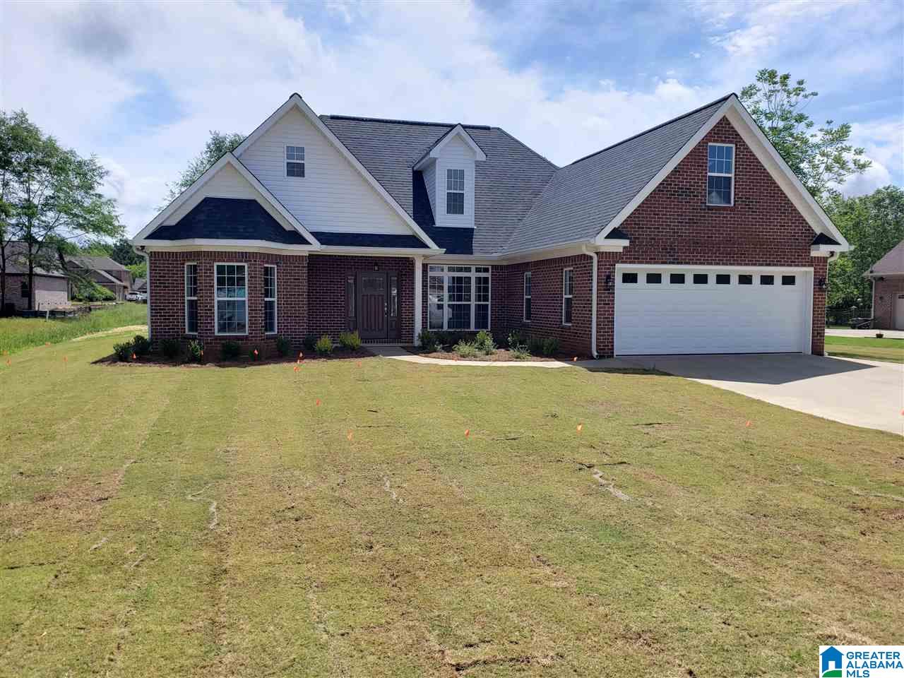 1002 Jackson Way Southwest Jacksonville, AL 36265 - Photo 1 of 16