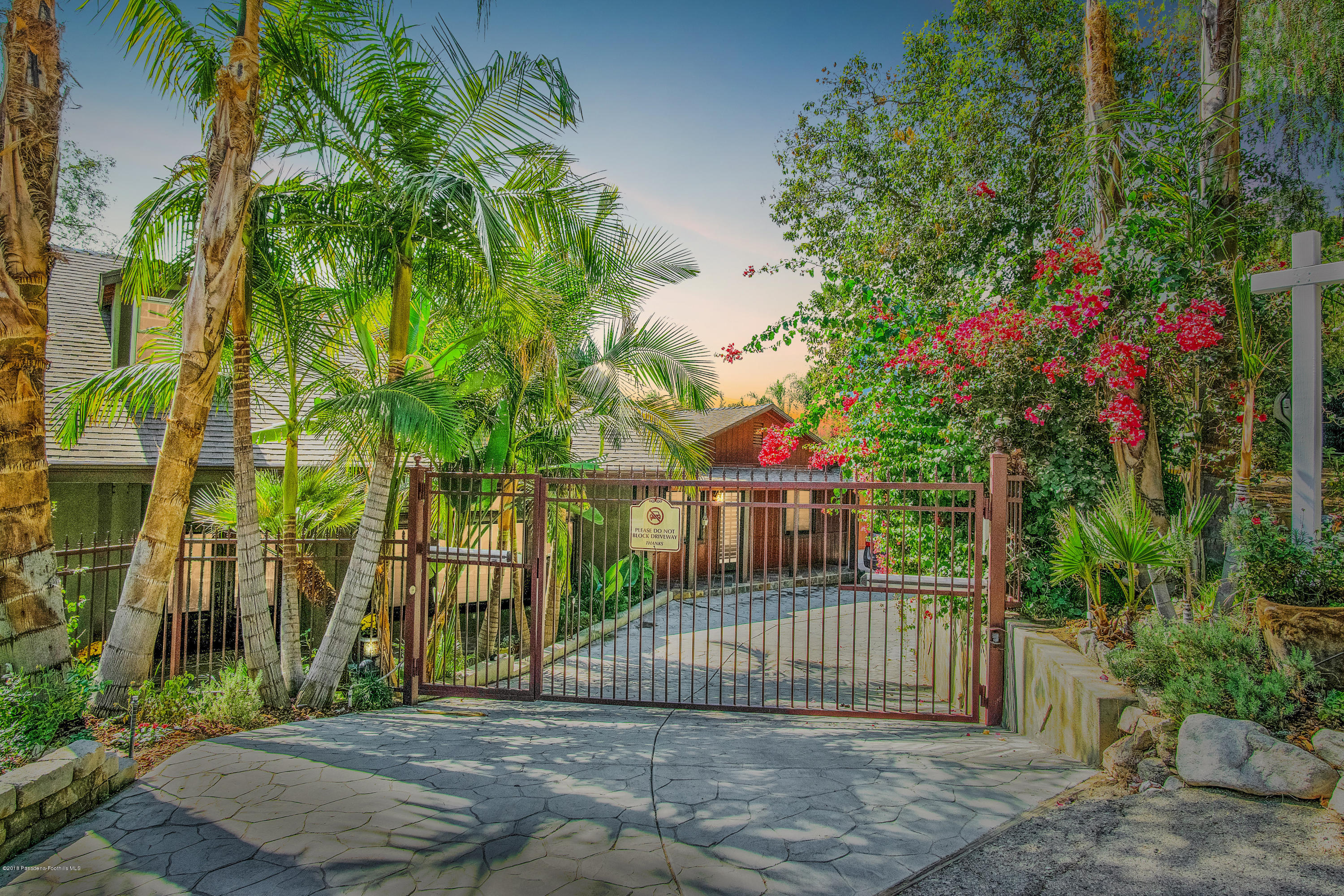 7850 Denivelle Road Sunland, CA 91040 - Photo 3 of 53 Still-3