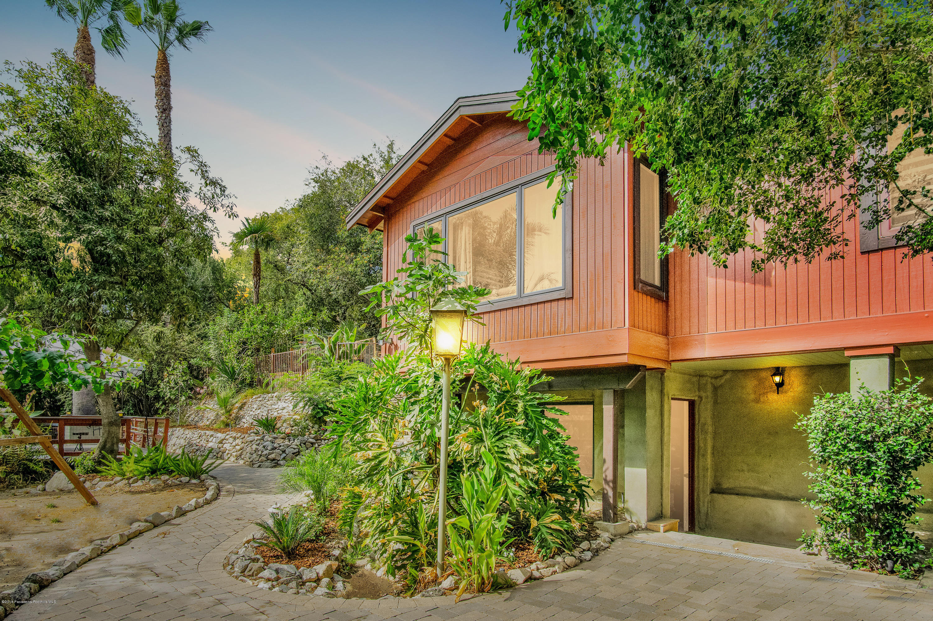 7850 Denivelle Road Sunland, CA 91040 - Photo 33 of 53 Still-33