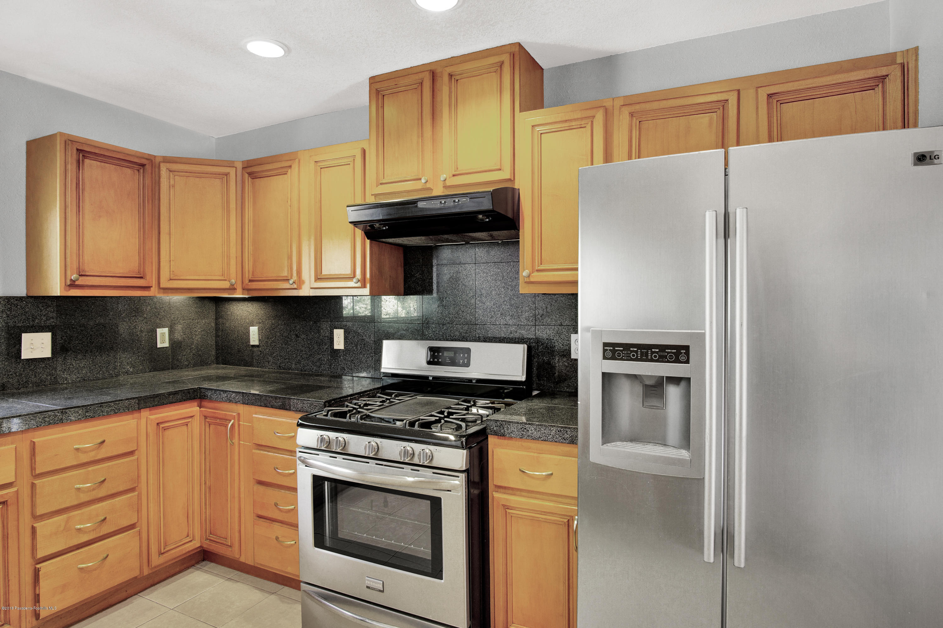 7850 Denivelle Road Sunland, CA 91040 - Photo 41 of 53 Still-42