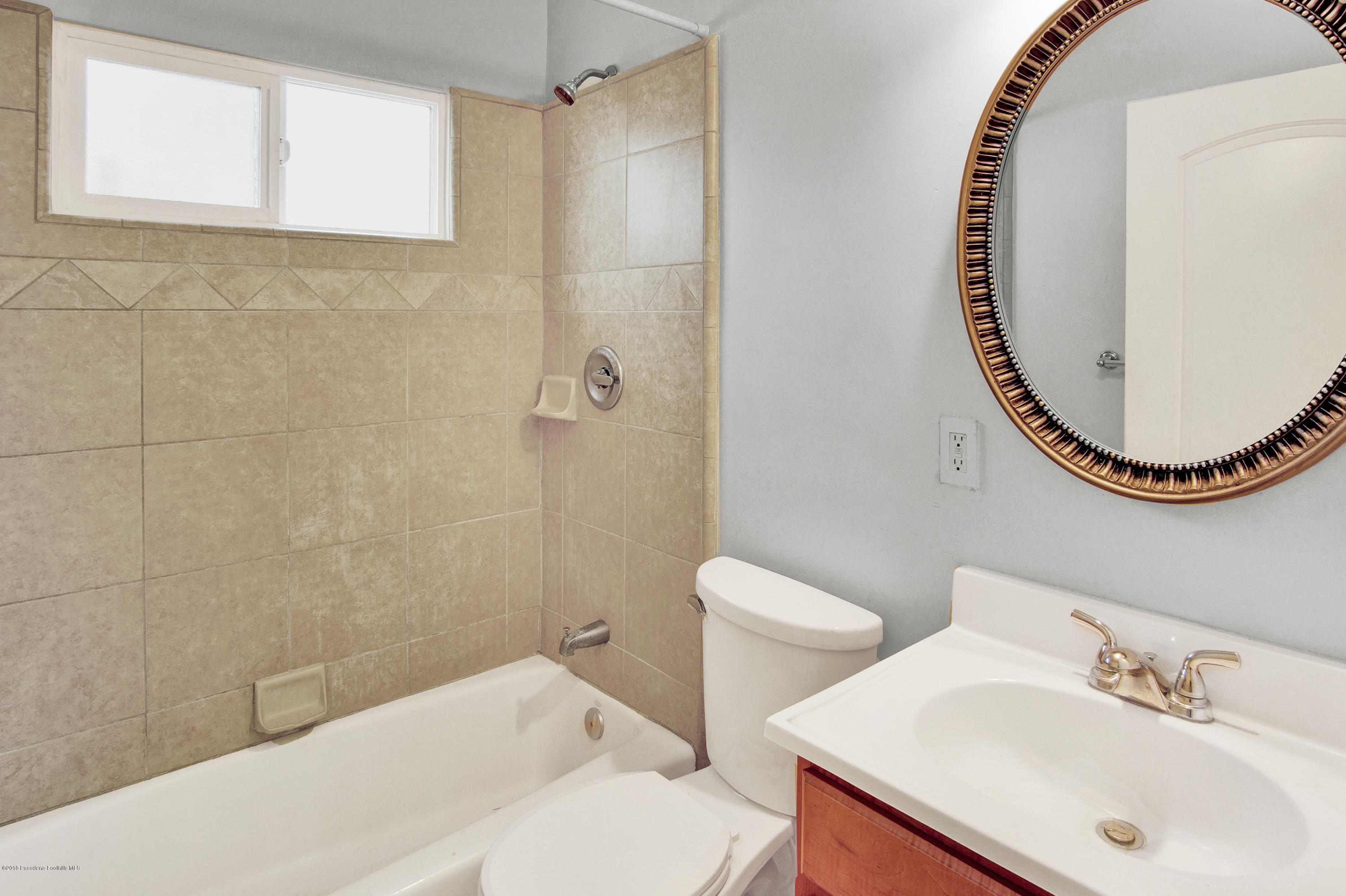 7850 Denivelle Road Sunland, CA 91040 - Photo 43 of 53 Still-44