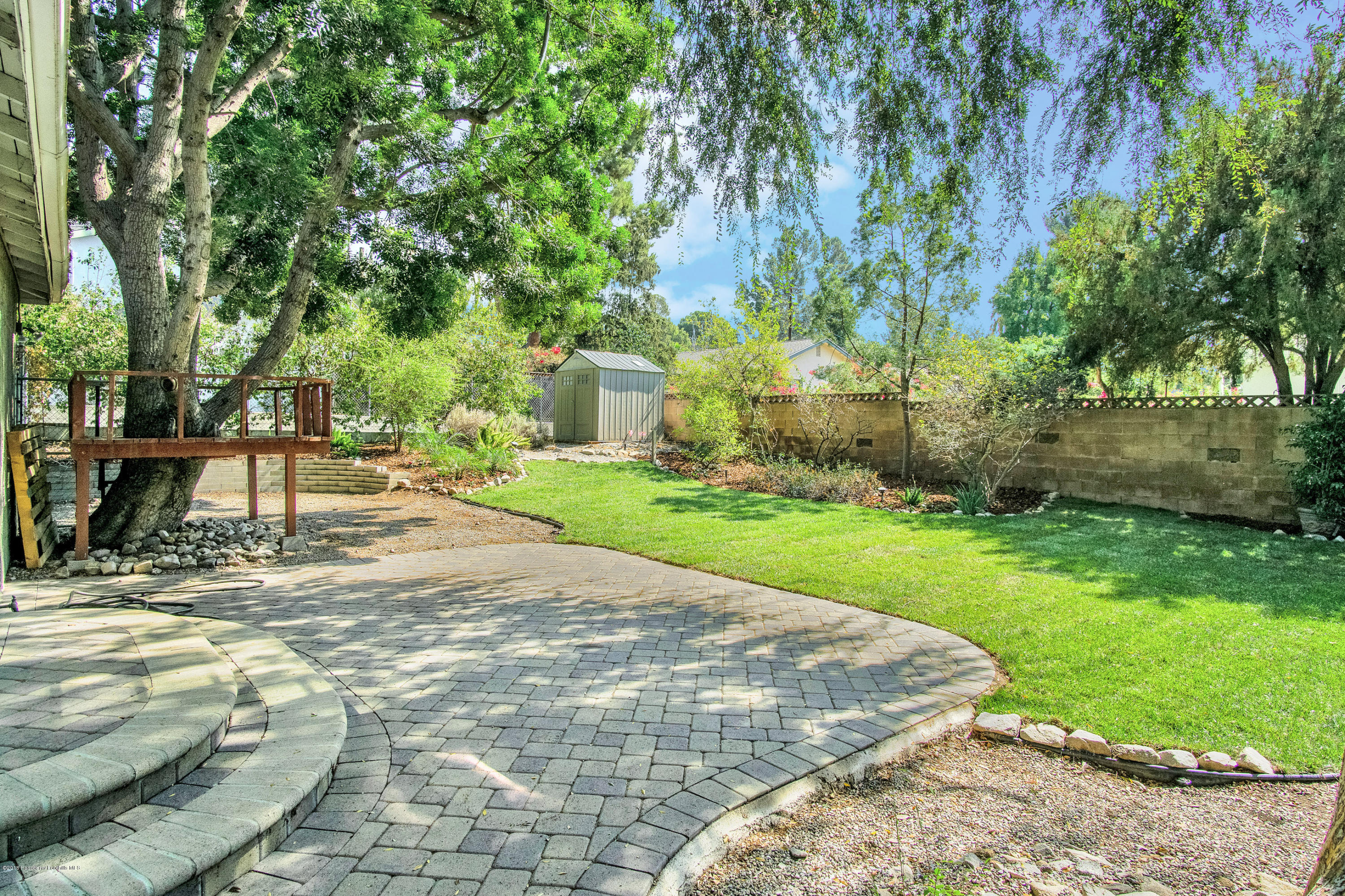 7850 Denivelle Road Sunland, CA 91040 - Photo 45 of 53 Still-46