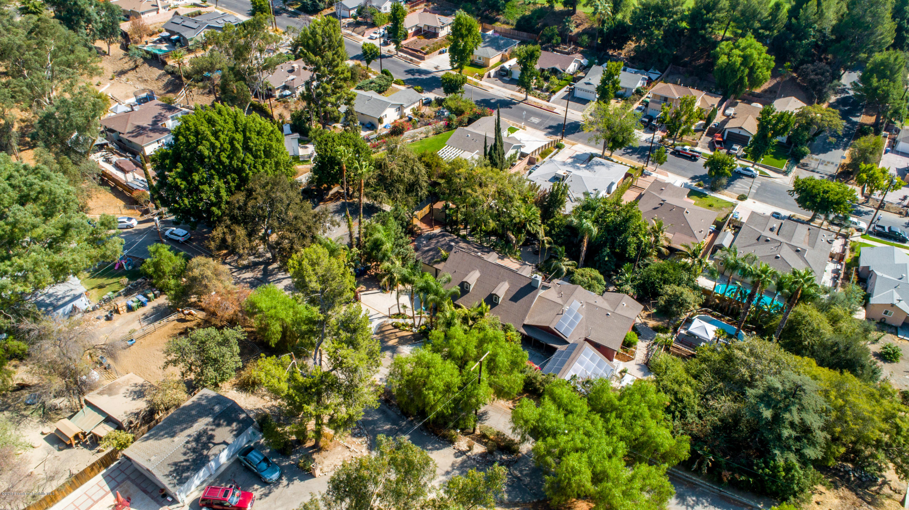 7850 Denivelle Road Sunland, CA 91040 - Photo 51 of 53 Still-54