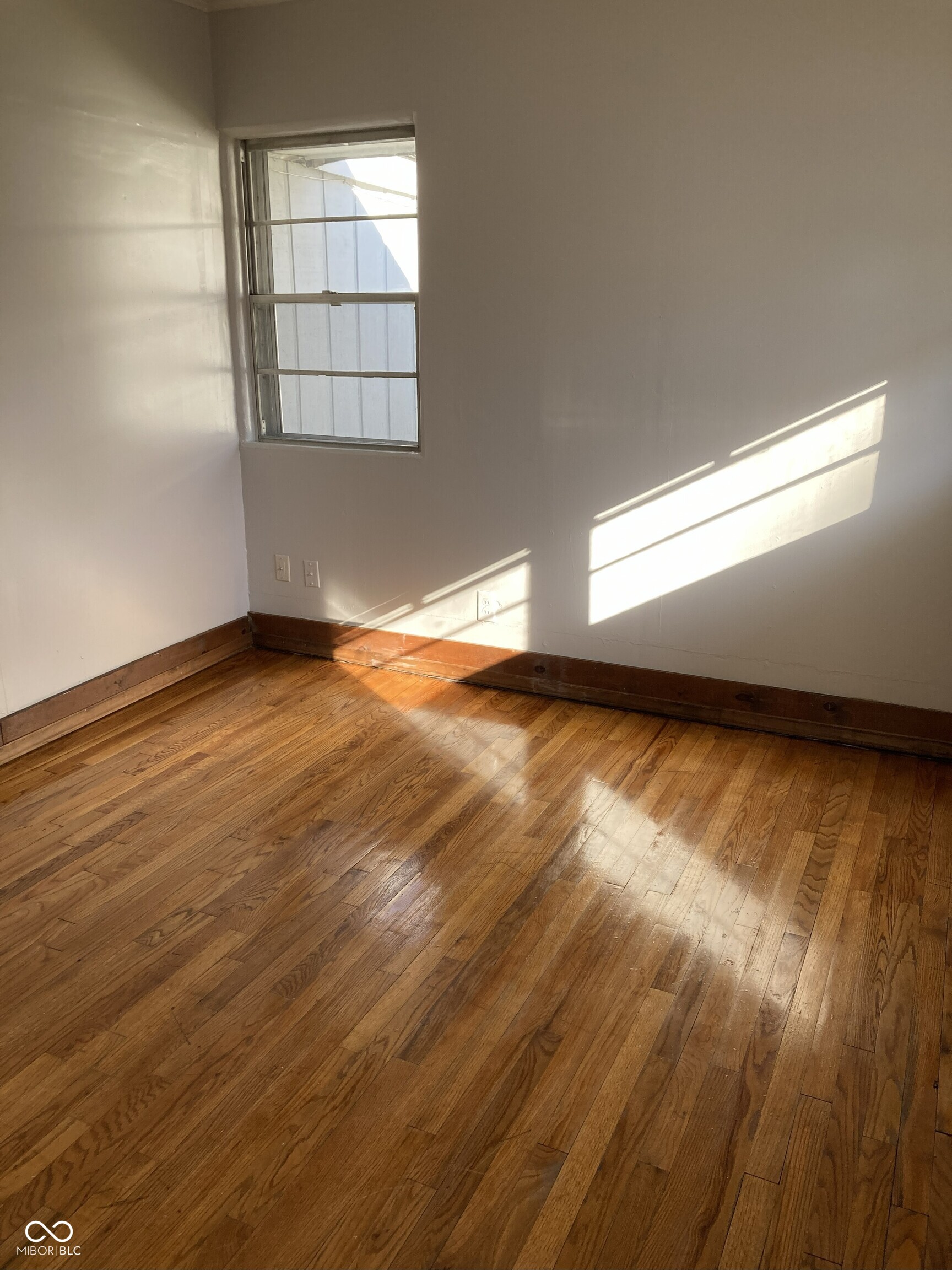 417 North Fenton Avenue Indianapolis, IN 46219 - Photo 31 of 33