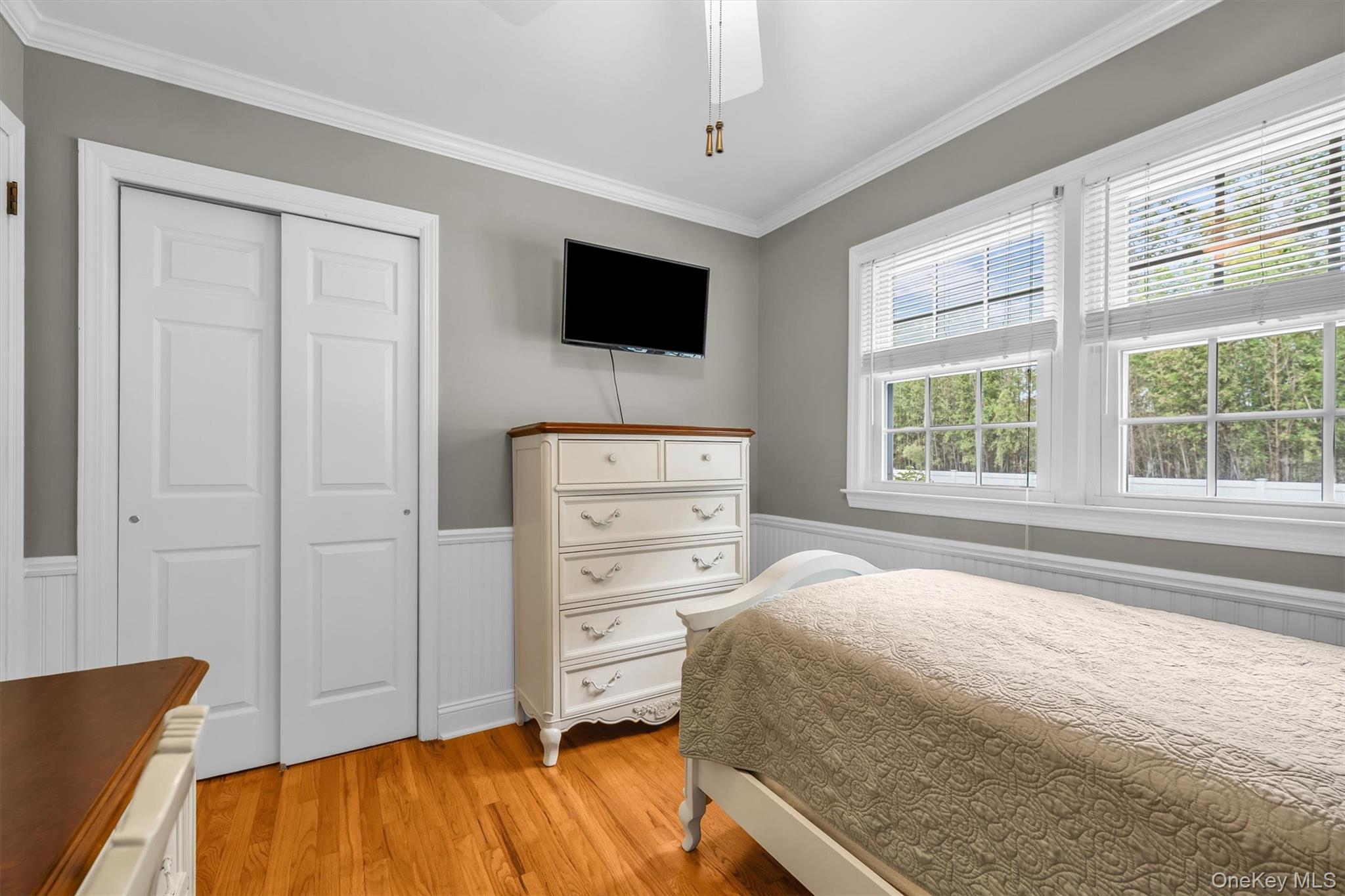 383 Munsell Road East Patchogue, NY 11772 - Photo 15 of 45