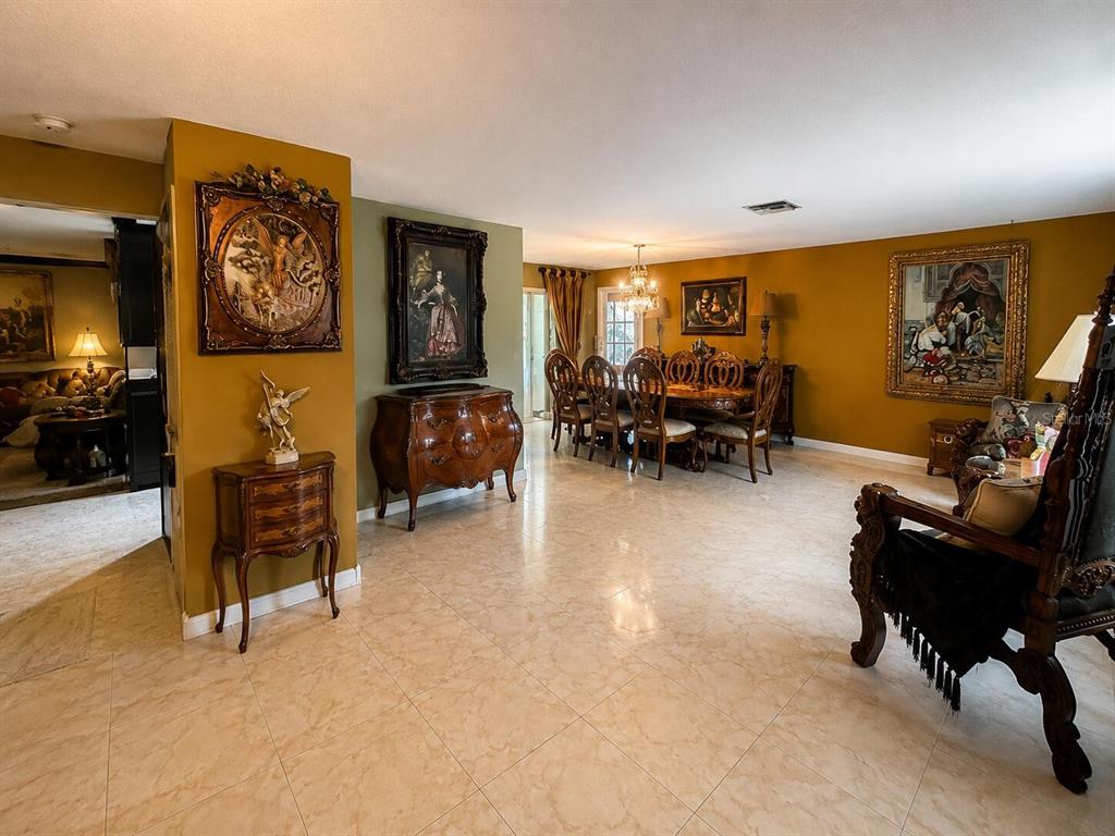 7317 Lime Tree Court Sebring, FL 33876 - Photo 3 of 18