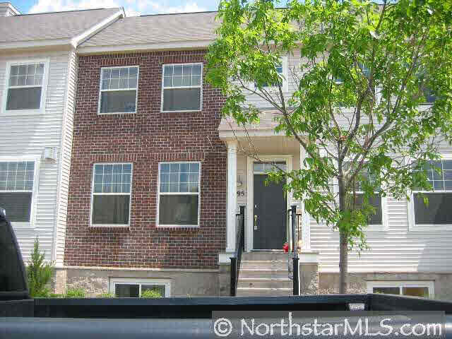 2095 Clover Ridge Drive, Unit 69 Chaska, MN 55318 - Photo 1 of 3 Gallery Image 1