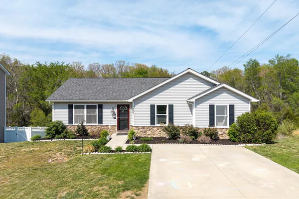 $369,900 | 1430 Mandolin Avenue, Grottoes, VA 24441